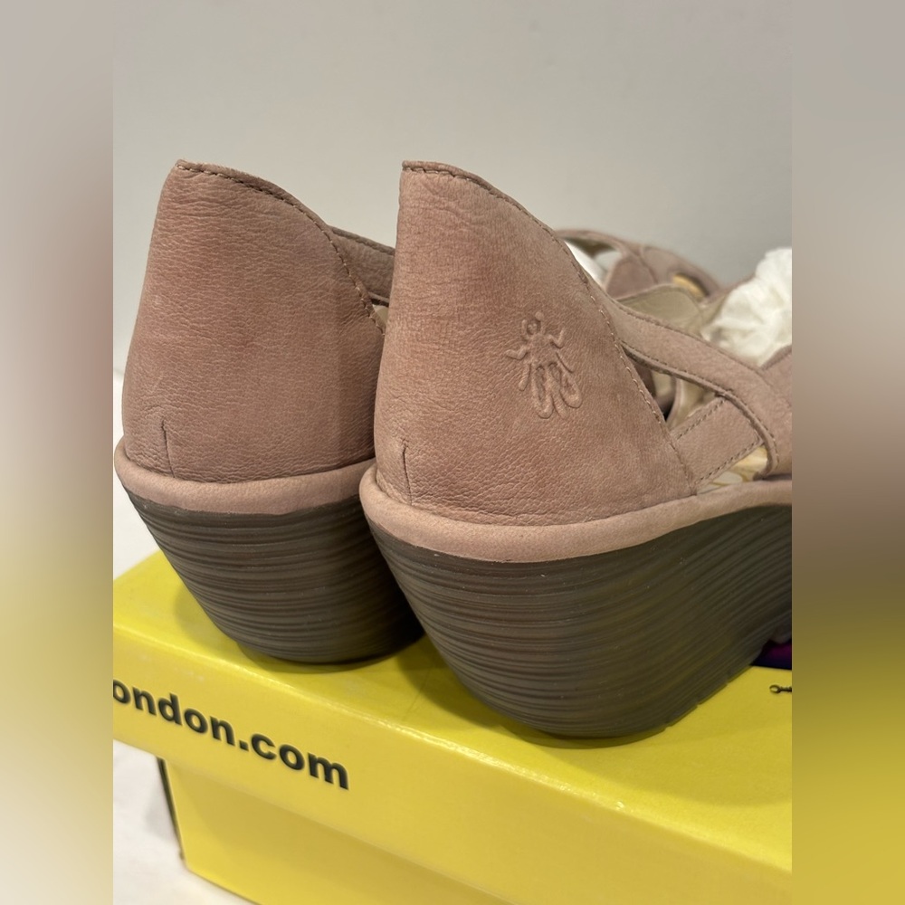 Fly London Yadi Platform Wedge Sandals Taupe Color Size 42 EU / 10.5- 11 US - Picture 4 of 9